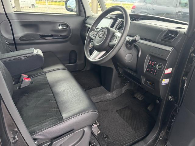 タント カスタムＸ　トップエディションＳＡＩＩＩ　新品タイヤ　ナビ　フルセグ　Ｂｌｕｅｔｏｏｔｈ　バックカメラ　ステアリングスイッチ　両側パワースライドドア　純正アルミ　シートヒーター　アイドリングストップ　スマートアシスト（23枚目）