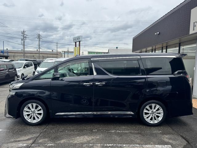 ヴェルファイア ２．５Ｚ　純正９インチナビ　Ｂｌｕｅｔｏｏｔｈ　フルセグ　バックカメラ　フリップダウンモニター　ＥＴＣ　両側パワースライドドア　純正アルミ　スマートキー　純正フロントガーニッシュ　ＬＥＤスタイリッシュビーム（5枚目）