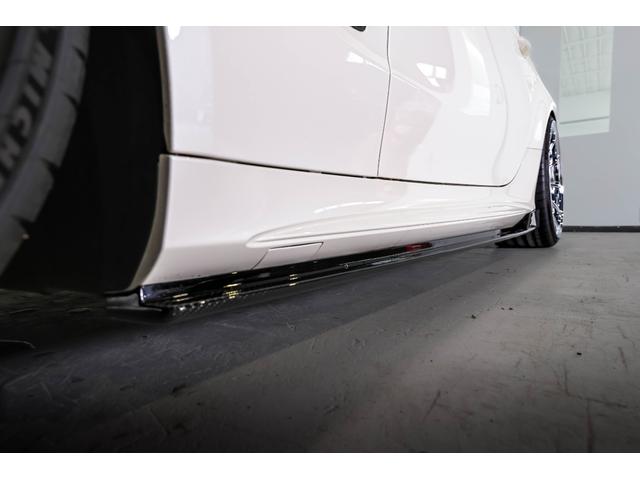 ＳＬ ＳＬ４００　正規Ｄ車　ＥＳＰＲＩＴカーボンフルボディキット　ＦＯＲＧＩＡＴＯマルチ鍛造　Ｆ２０　Ｒ２１　ミシュランＰＳ４Ｓ　ロワリング　レッドレザーインテリア（39枚目）