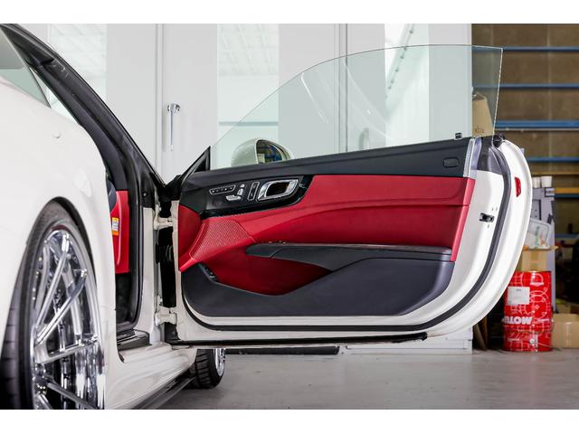 ＳＬ ＳＬ４００　正規Ｄ車　ＥＳＰＲＩＴカーボンフルボディキット　ＦＯＲＧＩＡＴＯマルチ鍛造　Ｆ２０　Ｒ２１　ミシュランＰＳ４Ｓ　ロワリング　レッドレザーインテリア（64枚目）