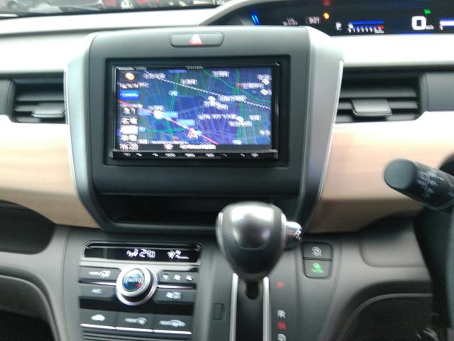 フリード G・ホンダセンシング 両側パワースライドドア ナビ フルセグTV バックカメラ ETC ドライブレコーダー クルーズコントロール レーンアシスト スマートキー2個(4枚目)