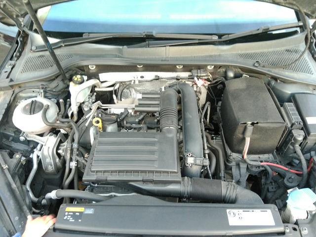 ゴルフ ＴＳＩコンフォートラインブルーモーションテクノロジー　純正ナビ　バックカメラ　ＥＴＣ　クルーズコントロール　キーレス２個（21枚目）