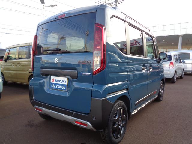 スペーシアギア ハイブリッドＸＺ　９インチナビ／全方位カメラ　両側電動スライドドア　スマートキー　盗難防止システム　バックカメラ　横滑り防止装置　フルフラット　フルセグ　オットマン　衝突安全ボディ　衝突防止システム　ＬＥＤヘッドランプ（3枚目）