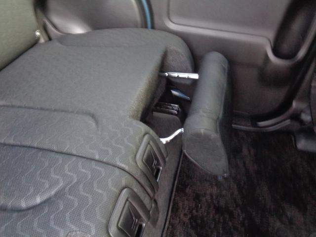 スペーシアギア ハイブリッドＸＺ　９インチナビ／全方位カメラ　両側電動スライドドア　スマートキー　盗難防止システム　バックカメラ　横滑り防止装置　フルフラット　フルセグ　オットマン　衝突安全ボディ　衝突防止システム　ＬＥＤヘッドランプ（27枚目）