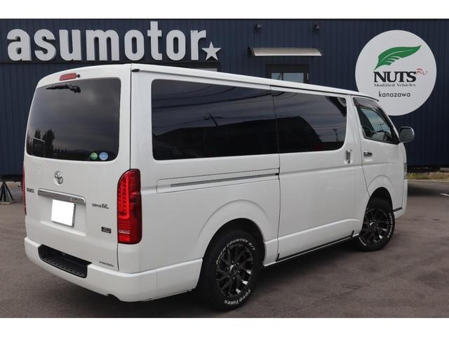 ハイエースバン スーパーＧＬ　５０ＴＨ　アニバーサリーリミテッド　車中泊仕様　ベッドキット　ＦＦヒーター　ユーアイビークルバタフライネット（6枚目）