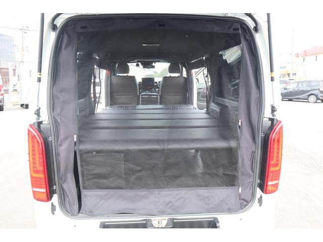 ハイエースバン スーパーＧＬ　５０ＴＨ　アニバーサリーリミテッド　車中泊仕様　ベッドキット　ＦＦヒーター　ユーアイビークルバタフライネット（47枚目）