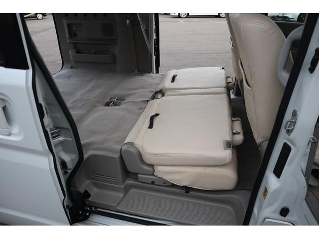 エブリイワゴン ＰＺターボスペシャル　ディスプレイオーディオ　ＣＤ・ＤＶＤ　両側パワースライドドア　フォグランプ　衝突軽減　盗難防止付　ステアリングスイッチ　オートエアコン（13枚目）