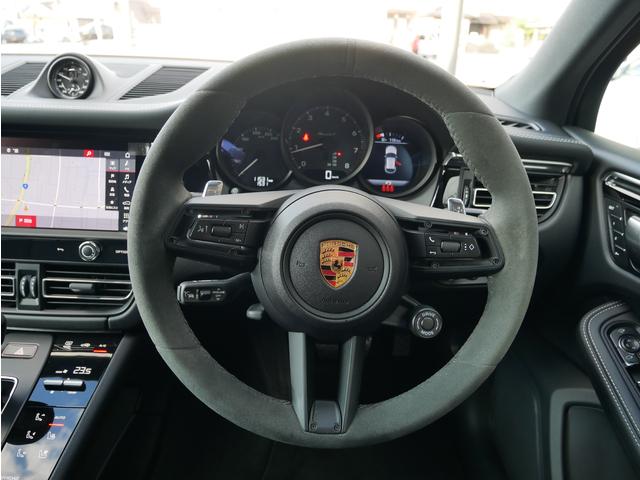 マカン マカンＴ　エアサス　ベンチレーションシート（5枚目）