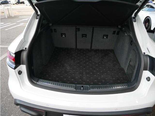 マカン マカンＴ　エアサス　ベンチレーションシート（16枚目）