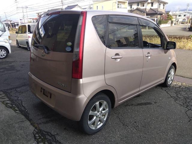 ムーヴ L SDナビ 地デジTV キーレスエントリー 電動格納ミラー ベンチシート(4枚目)