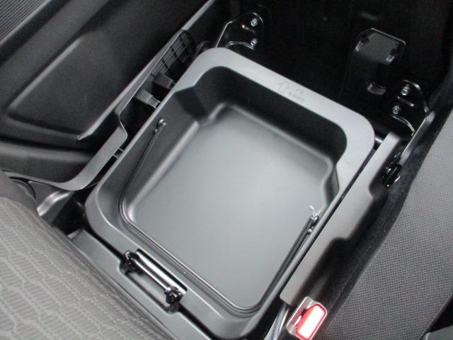 ハイブリッドX 禁煙車 衝突軽減 地デジSDナビ Bluetooth DVD再生 バックカメラ LEDライト フォグ オートライト シートヒーター コーナーセンサー スマートキー アイドリング ETC 純正アルミ(34枚目)