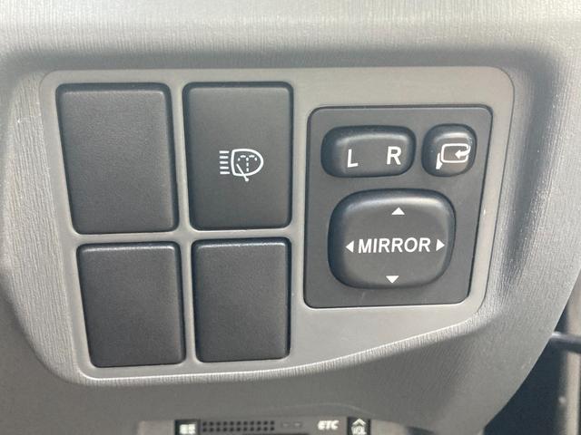 当展示車は全車両に”社団法人自動車公正取引協議会”の車両状態説明書を掲示しております。修復歴の有無はもちろん、ドア等の外板の交換歴の有無までも表示☆口頭説明ではなく書面にてお渡ししております♪ 34