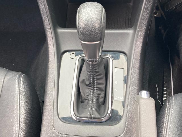 2.0i-L アイサイト 衝突軽減 4WD禁煙車 名古屋仕入 走行41697Km ヒーター付電動黒革シート Blutoothオーディオ対応SDナビ バックカメラ ETC オートライト付HID&フォグ Pシフト レーダークルーズ(28枚目)