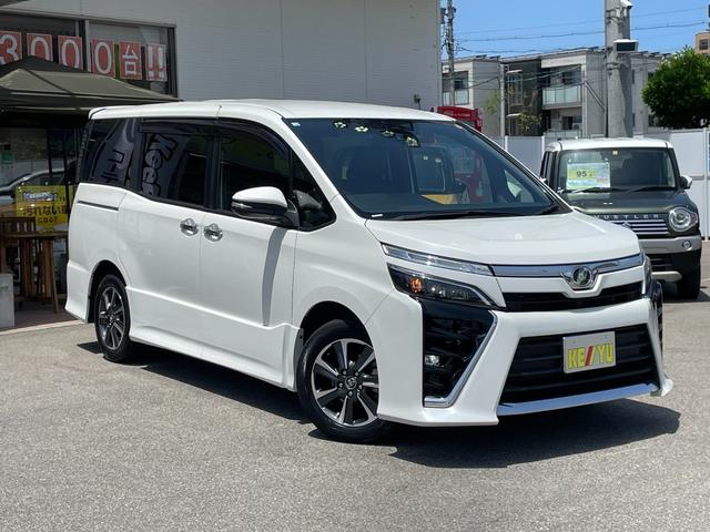 ヴォクシー ＺＳ　煌【１オーナー禁煙車】【衝突軽減＆車線逸脱警報】　走行３５，０９６ｋｍ【アルパイン９型ナビ＆後席モニター】バックカメラ　フルセグ　ＥＴＣ　両側電動スライドドア【リヤオートエアコン】ＬＥＤヘッドライト＆ＬＥＤフォグ　ドラレコ　クルコン　オートハイビーム（18枚目）