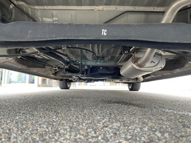 Ｎ－ＢＯＸカスタム Ｇ・Ｌターボホンダセンシング【三重仕入】【衝突軽減】【禁煙】　【車線逸脱警報】【純正８型ＳＤナビ／地デジ／ＢＴ接続／バックカメラ】【追従クルコン】【両側電動ドア】【ＬＥＤオートライト】ヒータ付ハーフレザー　ＥＴＣ　コーナーセンサ－　パドルシフト　オートＡ／Ｃ（11枚目）