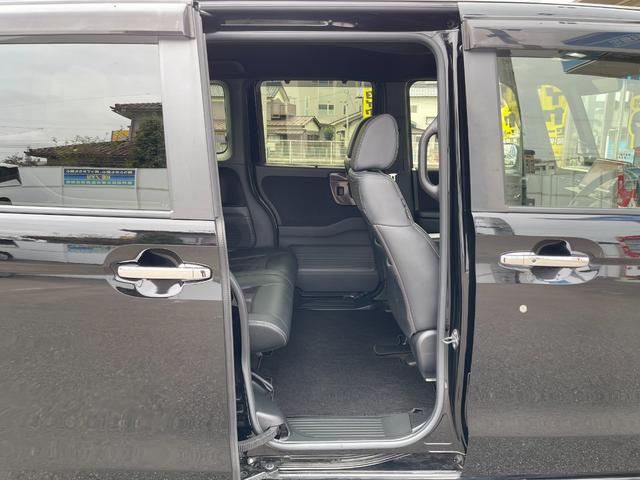 Ｎ－ＢＯＸカスタム Ｇ・Ｌターボホンダセンシング【三重仕入】【衝突軽減】【禁煙】　【車線逸脱警報】【純正８型ＳＤナビ／地デジ／ＢＴ接続／バックカメラ】【追従クルコン】【両側電動ドア】【ＬＥＤオートライト】ヒータ付ハーフレザー　ＥＴＣ　コーナーセンサ－　パドルシフト　オートＡ／Ｃ（16枚目）