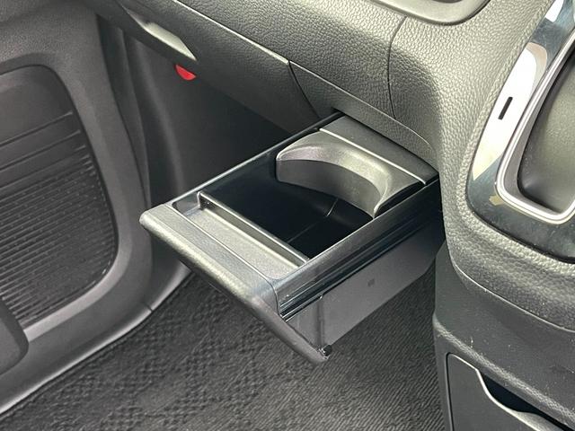 Ｎ－ＢＯＸカスタム Ｇ・Ｌターボホンダセンシング【三重仕入】【衝突軽減】【禁煙】　【車線逸脱警報】【純正８型ＳＤナビ／地デジ／ＢＴ接続／バックカメラ】【追従クルコン】【両側電動ドア】【ＬＥＤオートライト】ヒータ付ハーフレザー　ＥＴＣ　コーナーセンサ－　パドルシフト　オートＡ／Ｃ（36枚目）