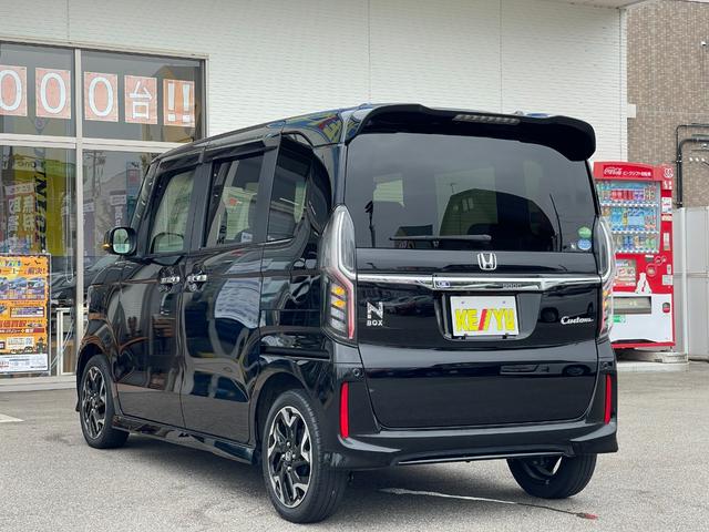 Ｎ－ＢＯＸカスタム Ｇ・Ｌターボホンダセンシング【三重仕入】【衝突軽減】【禁煙】　【車線逸脱警報】【純正８型ＳＤナビ／地デジ／ＢＴ接続／バックカメラ】【追従クルコン】【両側電動ドア】【ＬＥＤオートライト】ヒータ付ハーフレザー　ＥＴＣ　コーナーセンサ－　パドルシフト　オートＡ／Ｃ（51枚目）