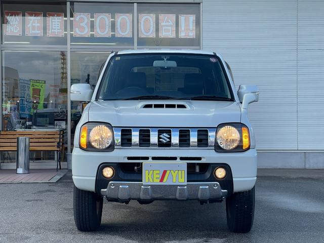 自社の陸運局認証工場を併設！国家資格を持った整備士による整備。ステレオ、エアコン等の走行に関係のない所も不具合箇所があれば修理してご納車致します。