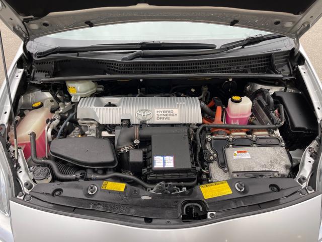 プリウス Ｓ【タイミングチェーン】【スマートキー＆プッシュスタート】　【禁煙車】【純正ＳＤナビ／ワンセグ／ＢＴ接続／ＭＳＶ／バックカメラ】【フォグランプ＆オートライト】【ＥＴＣ】【オートＡ／Ｃ】【電格ミラー】【ミラーウインカー】【取説＆保証書】【スペアキー有】（46枚目）