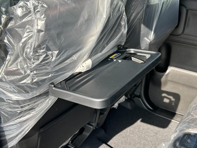 スペーシアカスタム ハイブリッドXSターボ【4WD】【届出済未使用車】衝突軽減 【車線逸脱警報】【純正9型メモリーナビ/地デジ/BT接続/全方位カメラ】【追従クルコン】【両側電動ドア】【LEDオートライト】ヒータ付ハーフレザー 電動パーキング HUD コーナーセンサ- 後席送風機(46枚目)