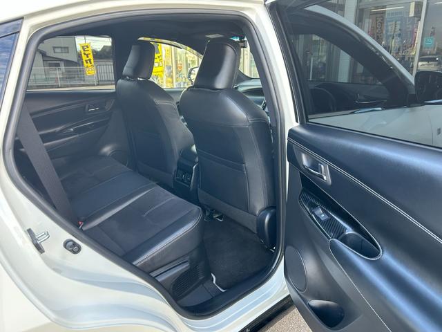 店内のキッズコーナーには人気ゲームやＤＶＤをご用意、ＴＶ・雑誌も取り揃えておりますので整備待ち時間でも退屈致しません♪各種お飲み物のご用意、お子様には風船とお菓子をプレゼントしております♪