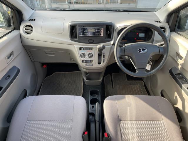 プレオプラス F スマートアシスト【衝突軽減&誤発進抑制機能】【禁煙車】 【先行車お知らせ機能】【純正オーディオ/CD/ミュージックプレイヤー接続可】【アイドリングストップ】【キーレス】レベライザー 横滑り防止 盗難防止装置 スペアキー有(3枚目)