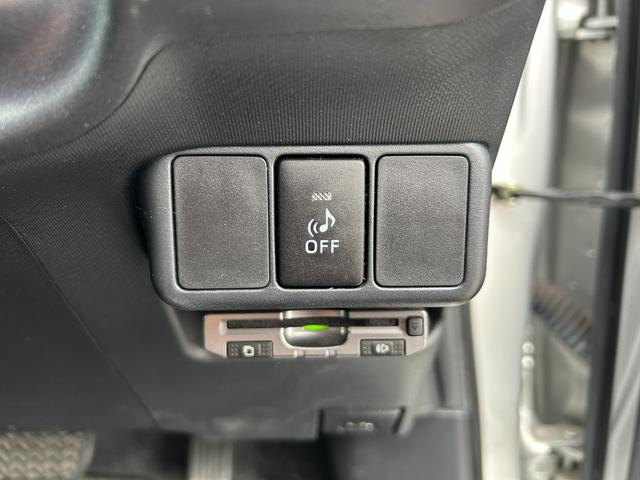 アクア Ｓ【愛媛仕入】【２０２４年製グッドイヤータイヤ】【禁煙車】　【純正ＳＤナビ／ワンセグ／ＢＴ接続】【ＬＥＤオートライト＆フォグ】【ヘッドライトウォッシャー】【ＥＴＣ】【オートエアコン】【スマートキー＆プッシュスタート】盗難防止装置　電格ミラー　ミラーウインカー（36枚目）