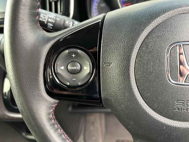 Ｎ－ＯＮＥ プレミアム【あんしんＰＫＧ】【衝突軽減】【純正アルミ】禁煙車　【純正メモリーナビ／地デジ／ＢＴ接続／バックカメラ】【ＨＩＤオートライト】【ＥＴＣ】【アイドリングストップ】スマートキー＆プッシュスタート　オートＡ／Ｃ　ミラーウインカー　電格ミラー　横滑り防止装置（33枚目）