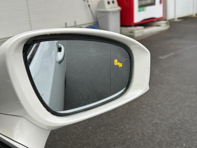 クラウン アスリートGi-Four【4WD】【衝突軽減&車線逸脱警報】 【2023年製ヨコハマ】禁煙【寒冷地仕様】【純正8型ナビ/地デジ/BT接続/全方位カメラ】【純正ドラレコ】【ヒーター&クーラー付電動黒革シート】追従クルコン BSM コーナーセンサ- ETC2.0(9枚目)