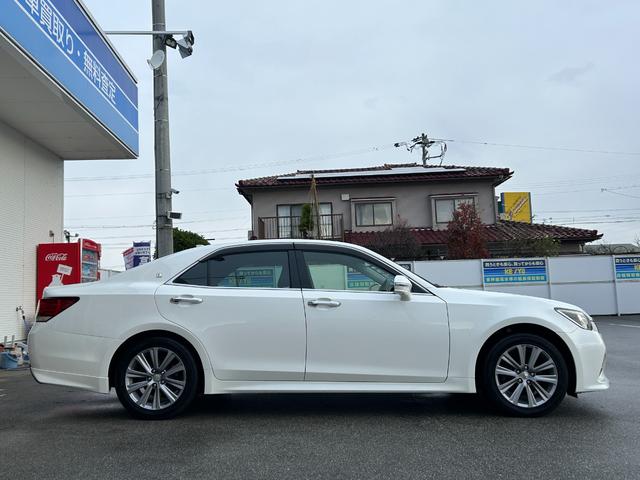 クラウン アスリートGi-Four【4WD】【衝突軽減&車線逸脱警報】 【2023年製ヨコハマ】禁煙【寒冷地仕様】【純正8型ナビ/地デジ/BT接続/全方位カメラ】【純正ドラレコ】【ヒーター&クーラー付電動黒革シート】追従クルコン BSM コーナーセンサ- ETC2.0(15枚目)