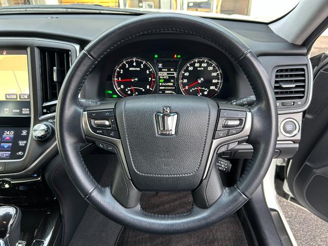 クラウン アスリートGi-Four【4WD】【衝突軽減&車線逸脱警報】 【2023年製ヨコハマ】禁煙【寒冷地仕様】【純正8型ナビ/地デジ/BT接続/全方位カメラ】【純正ドラレコ】【ヒーター&クーラー付電動黒革シート】追従クルコン BSM コーナーセンサ- ETC2.0(31枚目)