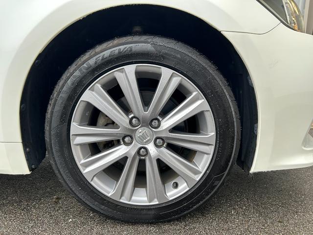 クラウン アスリートGi-Four【4WD】【衝突軽減&車線逸脱警報】 【2023年製ヨコハマ】禁煙【寒冷地仕様】【純正8型ナビ/地デジ/BT接続/全方位カメラ】【純正ドラレコ】【ヒーター&クーラー付電動黒革シート】追従クルコン BSM コーナーセンサ- ETC2.0(53枚目)