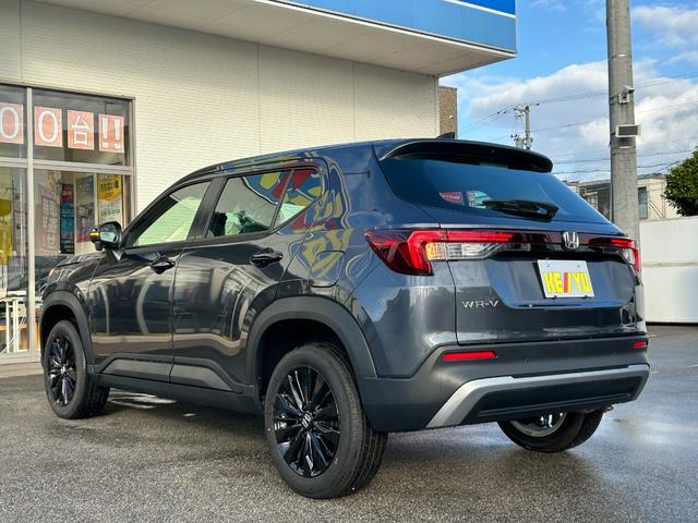 ＷＲ－Ｖ Ｚ　ブラックスタイル【登録済未使用車】【ホンダセンシング】　【衝突軽減＆車線逸脱警報】【バックカメラ】【２０２５年製ブリジストンタイヤ】【追従クルコン】【オートハイビーム付ＬＥＤオートライト＆フォグ】【コーナーセンサ－】スマートキー　ダブルエアコン（18枚目）