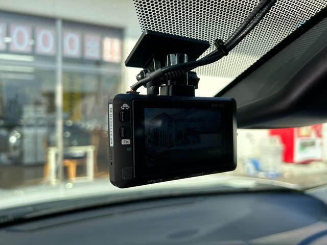 ヤリスクロス ハイブリッドＺ【４ＷＤ】【禁煙１オーナー】【衝突軽減】禁煙　【車線逸脱警報】【純正８型ナビ／地デジ／ＢＴ接続／全方位カメラ】【追従クルコン】【ＬＥＤオートライト】【ヒーター付電動シート】【コーナーセンサ－】【ＥＴＣ２．０】コムテック製前後ドラレコ（10枚目）