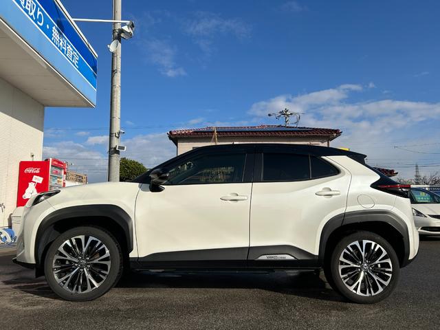 ヤリスクロス ハイブリッドＺ【４ＷＤ】【禁煙１オーナー】【衝突軽減】禁煙　【車線逸脱警報】【純正８型ナビ／地デジ／ＢＴ接続／全方位カメラ】【追従クルコン】【ＬＥＤオートライト】【ヒーター付電動シート】【コーナーセンサ－】【ＥＴＣ２．０】コムテック製前後ドラレコ（17枚目）