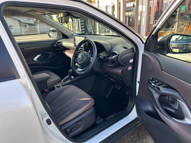 ヤリスクロス ハイブリッドＺ【４ＷＤ】【禁煙１オーナー】【衝突軽減】禁煙　【車線逸脱警報】【純正８型ナビ／地デジ／ＢＴ接続／全方位カメラ】【追従クルコン】【ＬＥＤオートライト】【ヒーター付電動シート】【コーナーセンサ－】【ＥＴＣ２．０】コムテック製前後ドラレコ（22枚目）