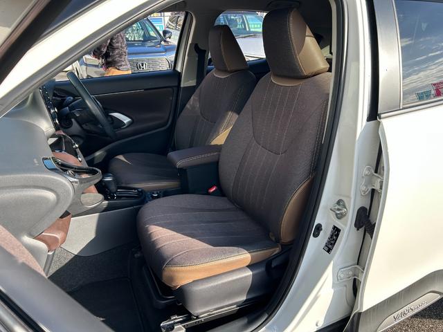 ヤリスクロス ハイブリッドＺ【４ＷＤ】【禁煙１オーナー】【衝突軽減】禁煙　【車線逸脱警報】【純正８型ナビ／地デジ／ＢＴ接続／全方位カメラ】【追従クルコン】【ＬＥＤオートライト】【ヒーター付電動シート】【コーナーセンサ－】【ＥＴＣ２．０】コムテック製前後ドラレコ（27枚目）