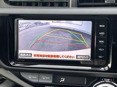 【バックカメラ】付で方向確認も安心です。狭い駐車場や後方確認しにくい場所で活躍します♪駐車が苦手な方にもオススメな便利機能です！ 3