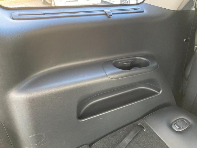 エルグランド 250ハイウェイスター 純正HDDナビ/フルセグTV アラウンドビューモニター 純正18インチAW 社外後席モニター Wエアコン オートライト 片側パワースライドドア HID フォグランプ(30枚目)