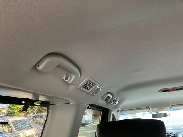 エルグランド 250ハイウェイスター 純正HDDナビ/フルセグTV アラウンドビューモニター 純正18インチAW 社外後席モニター Wエアコン オートライト 片側パワースライドドア HID フォグランプ(35枚目)