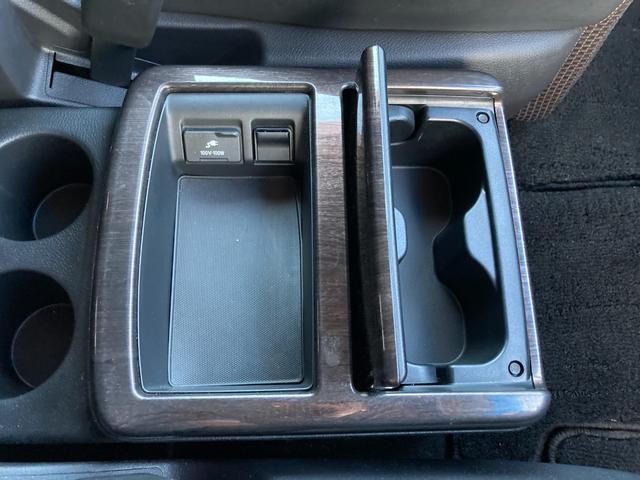 エルグランド 250ハイウェイスター 純正HDDナビ/フルセグTV アラウンドビューモニター 純正18インチAW 社外後席モニター Wエアコン オートライト 片側パワースライドドア HID フォグランプ(65枚目)