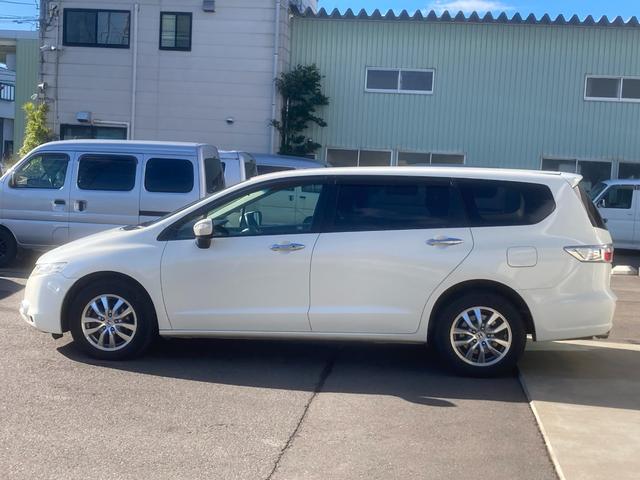 オデッセイ M 4WD 純正HDDナビ/フルセグTV 全周囲カメラ 後席モニター 純正16インチAW ETC Wエアコン 運転席パワーシート スマートキー HID フォグランプ(10枚目)