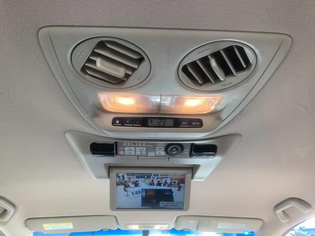 オデッセイ M 4WD 純正HDDナビ/フルセグTV 全周囲カメラ 後席モニター 純正16インチAW ETC Wエアコン 運転席パワーシート スマートキー HID フォグランプ(30枚目)