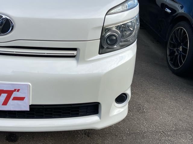 ヴォクシー X Lエディション 純正ナビ 地デジTV バックカメラ 両側スライドドア 左片側パワースライドドア キーレスエントリー アルミホイール HIDヘッドライト 運転席・助手席エアバック ABS(5枚目)