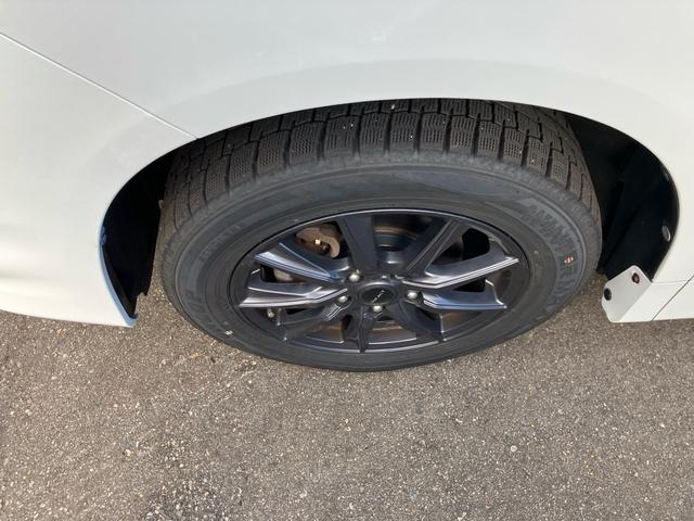 ヴォクシー X Lエディション 純正ナビ 地デジTV バックカメラ 両側スライドドア 左片側パワースライドドア キーレスエントリー アルミホイール HIDヘッドライト 運転席・助手席エアバック ABS(40枚目)