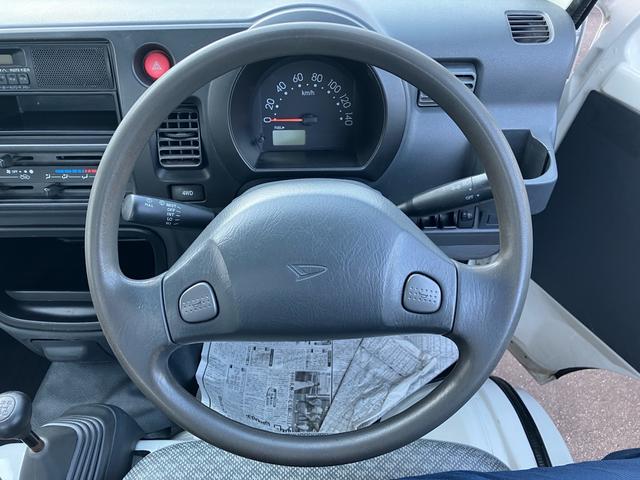 ハイゼットトラック エアコン・パワステ　スペシャル　４ＷＤ　５速マニュアル（18枚目）