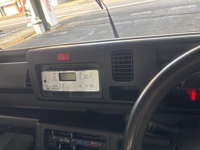 ハイゼットトラック スタンダード４ＷＤ　４ＷＤ　軽トラック　ＡＴ　エアコン　パワーステアリング　運転席エアバッグ　ＣＤ　ミュージックプレイヤー接続可（16枚目）