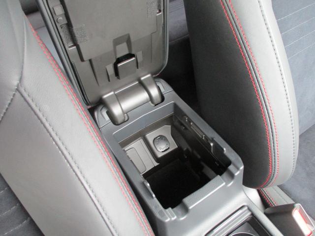 2.0GT-Sアイサイト 禁煙車 走行19200km 1オーナー フルセグSDナビ バックカメラ サイドカメラ ETC レーダークルーズコントロール レーンキープ オートライト パドルシフト 衝突被害軽減 LEDライト BSM(35枚目)