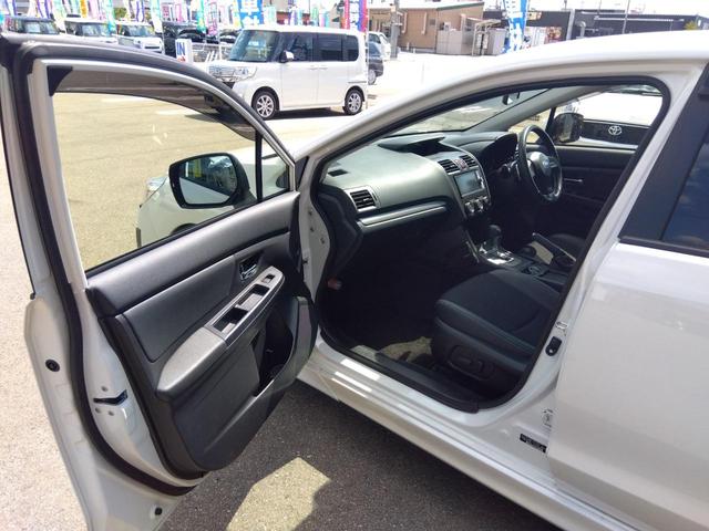 2.0i-Sアイサイト【4WD】【横浜仕入】【禁煙車】 【Bluetoothオーディオ地デジSDナビ】【車線逸脱警報】【追従クルコン】 ドラレコ 電動ハーフレザーシート HIDオートライト スマートキー ETC バックカメラ パドルシフト オートAC(24枚目)